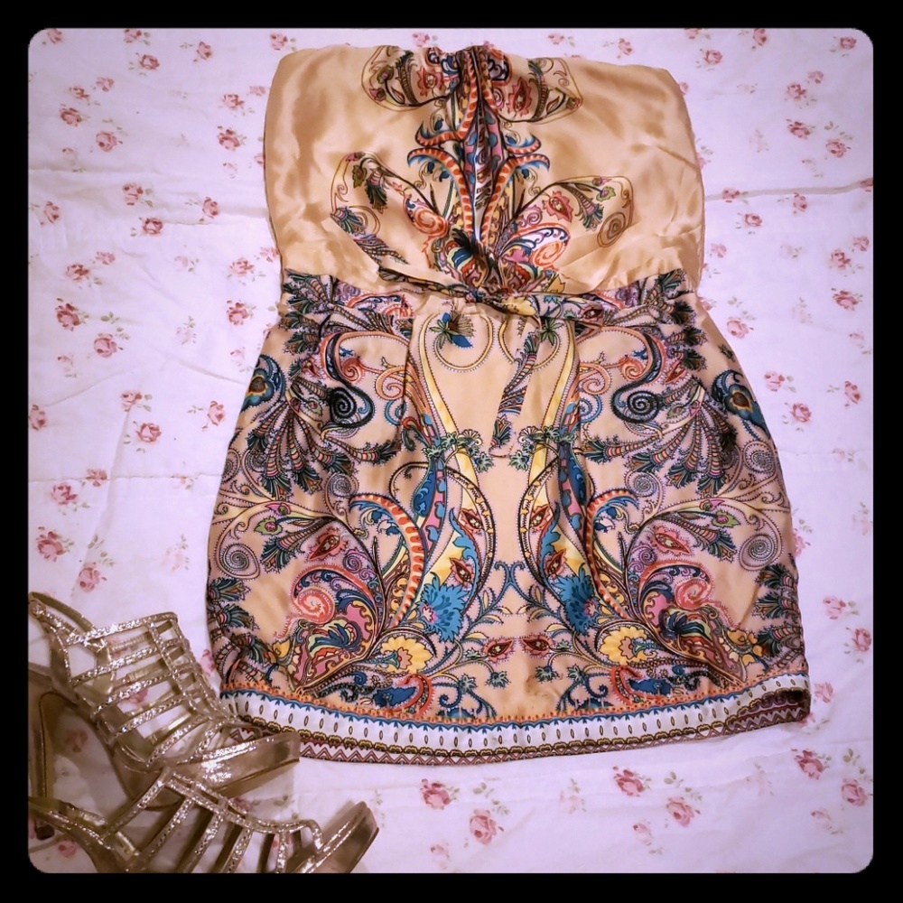 Super cute dress with pockets!!